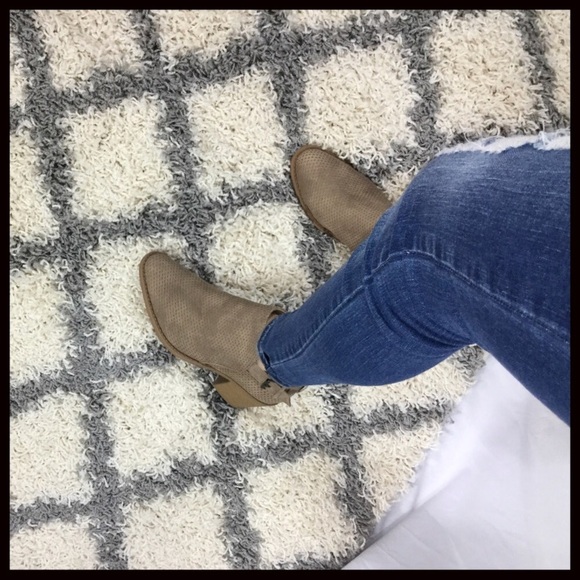 Booties!!! - Picture 4 of 8